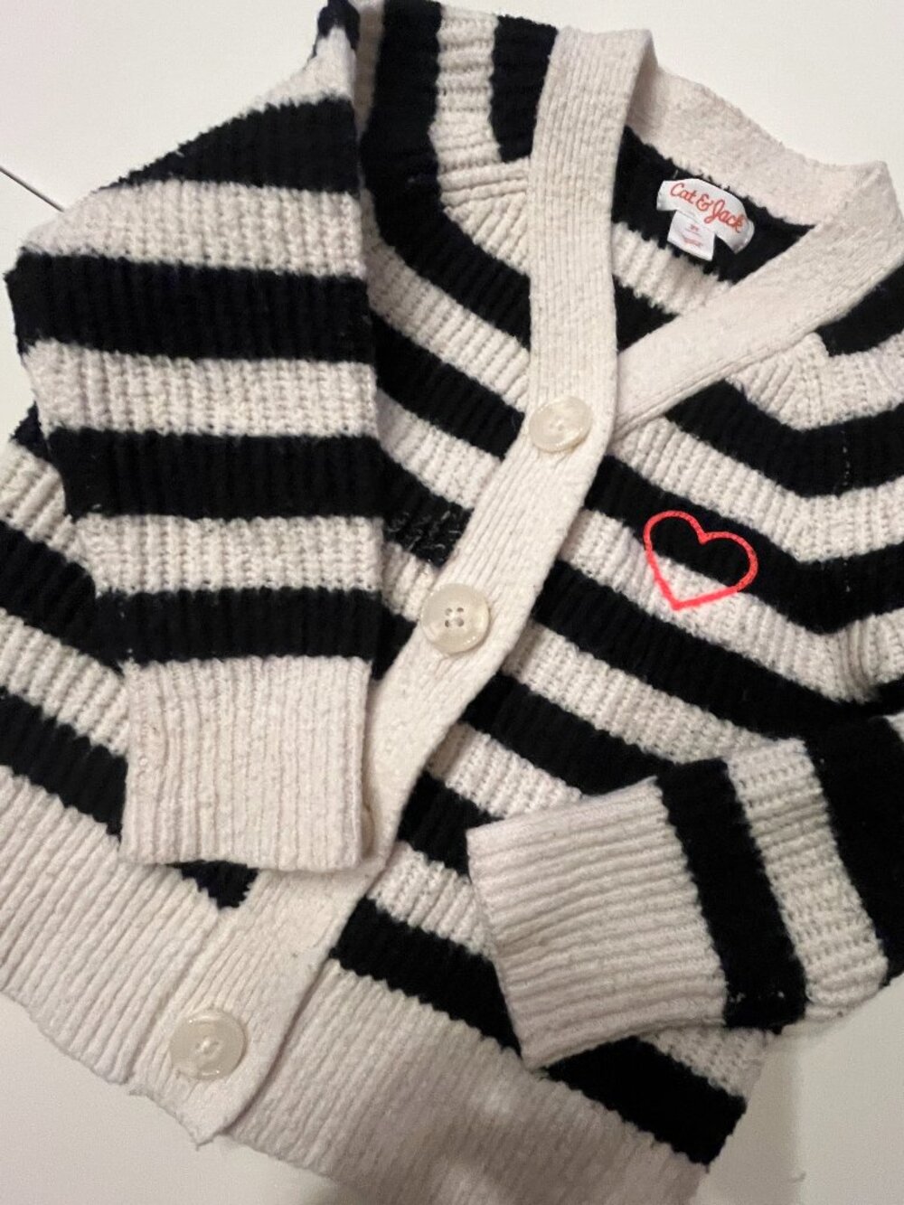 Cardigan - Cat & Jack Girls Cardigan Sweater Size 2T  (Black White  with Heart)